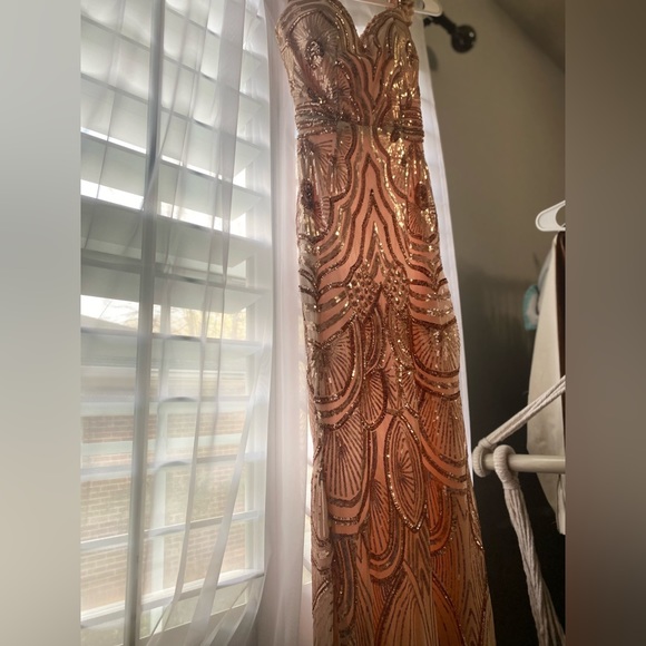 Sequin dress - Picture 4 of 4